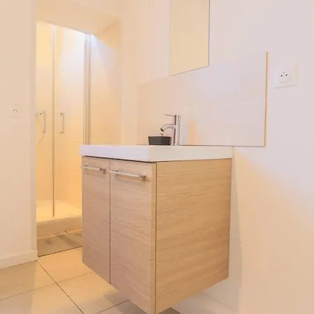 Lägenhet Elegant Arriere Gare